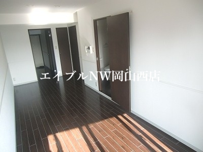 【岡山市北区内山下のマンションのその他部屋・スペース】