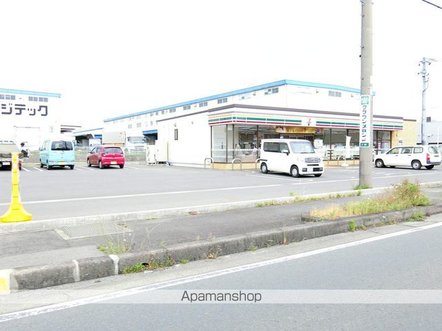 コンビニ　セブンイレブン（コンビニ）まで1134m