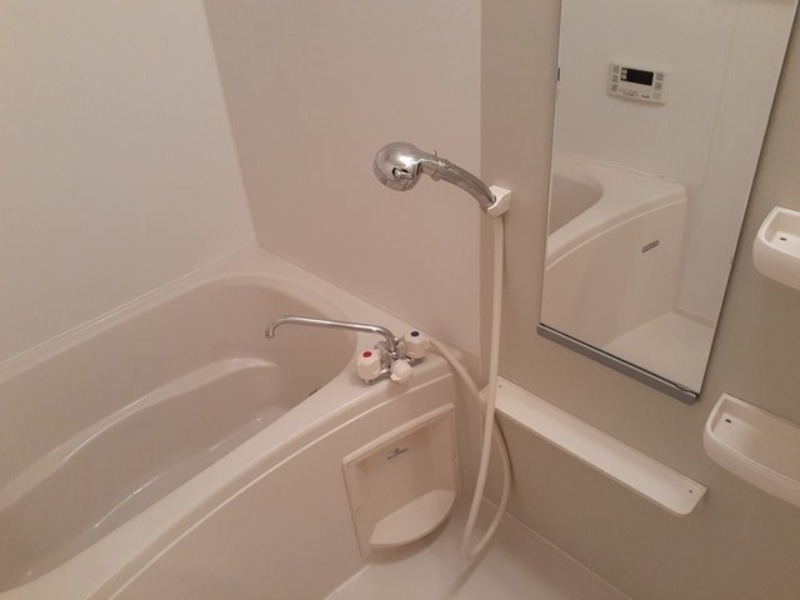 バス・シャワールーム　図面と現状に相違がある場合には現状を優先