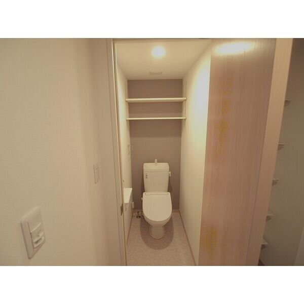 レジデンス グリシナのトイレ写真