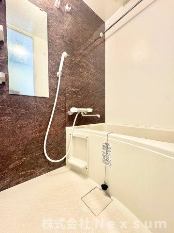 バス・シャワールーム　ゆったり過ごせるお風呂です