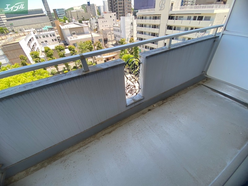 バルコニー　バルコニー