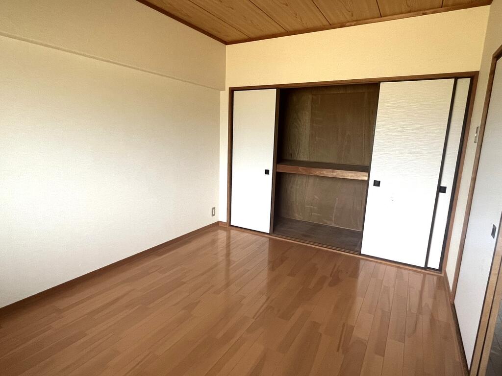 クレールマンションの居間写真