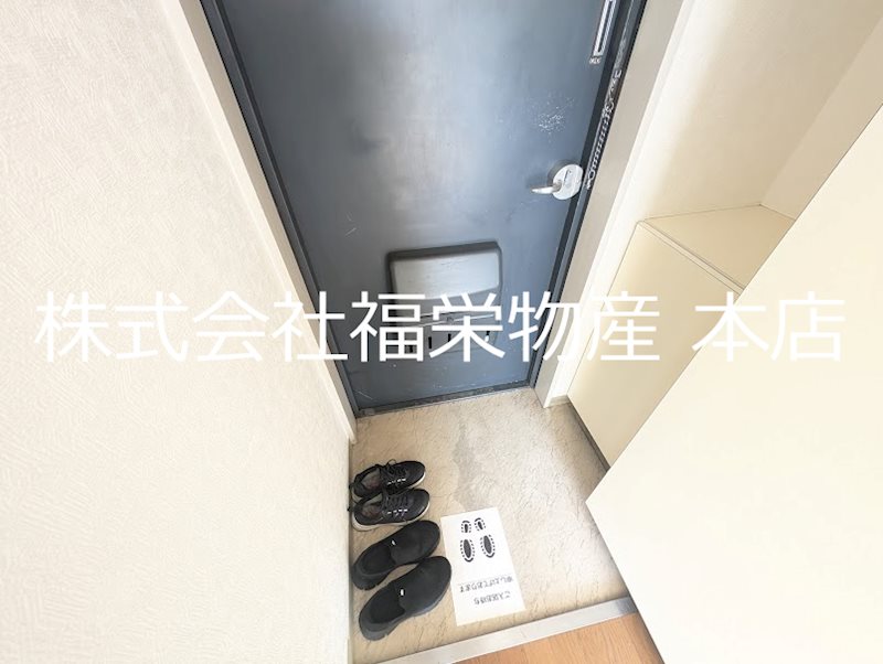 玄関　下駄箱収納