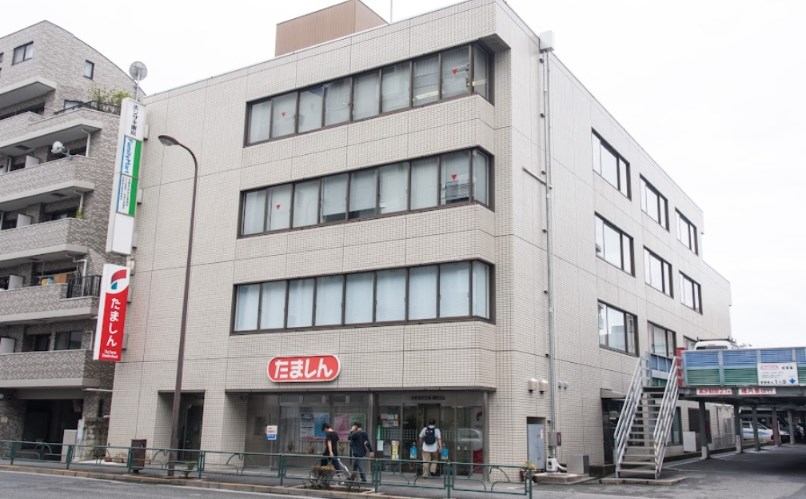 銀行　多摩信用金庫錦町支店（銀行）まで431m