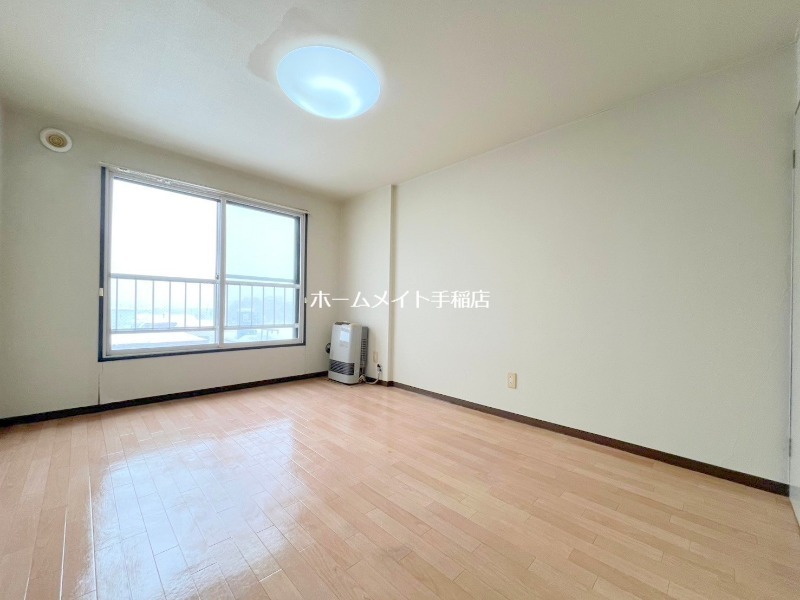 居室・リビング　明るく広々リビングスペース♪