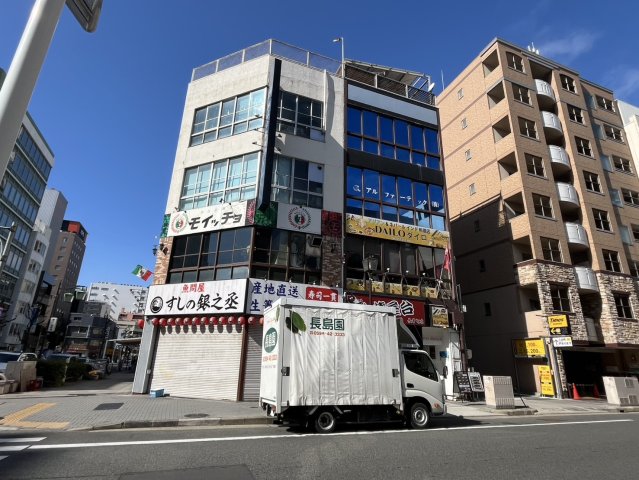 建物外観　アコテパリジェンヌ