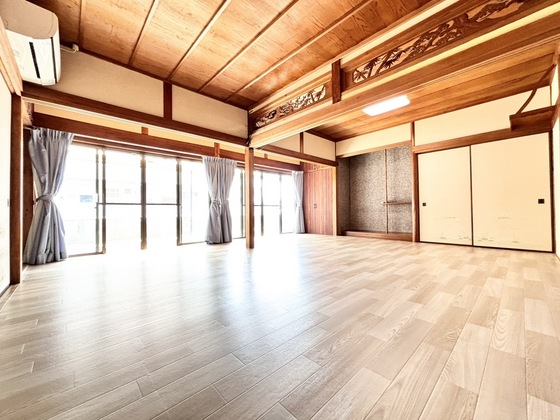 居室・リビング　リビング