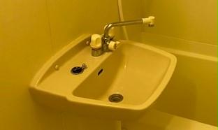 洗面設備　設備・仕様は号室により異なる為、現況を優先致します。