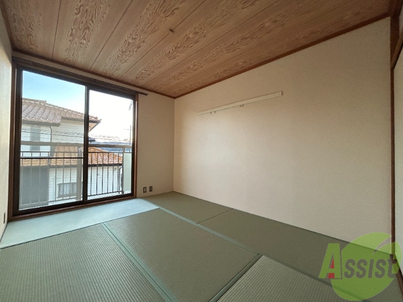 その他部屋・スペース　和室のお部屋があります。畳の良い香りがします。