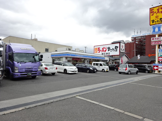 コンビニ　ローソン浜寺石津西二丁店（コンビニ）まで378m