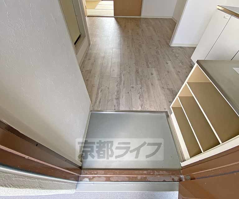 玄関　玄関です。