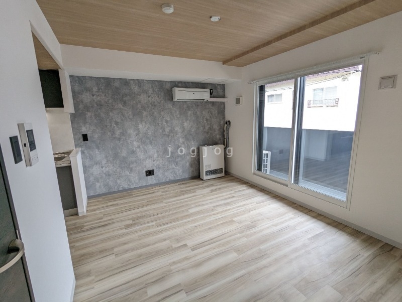 居室・リビング　同号室タイプ写真