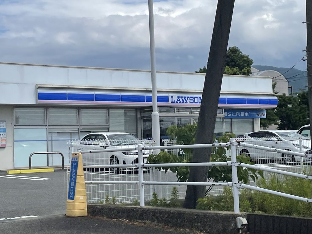 コンビニ　ローソン 唐津浜玉町店（コンビニ）まで210m