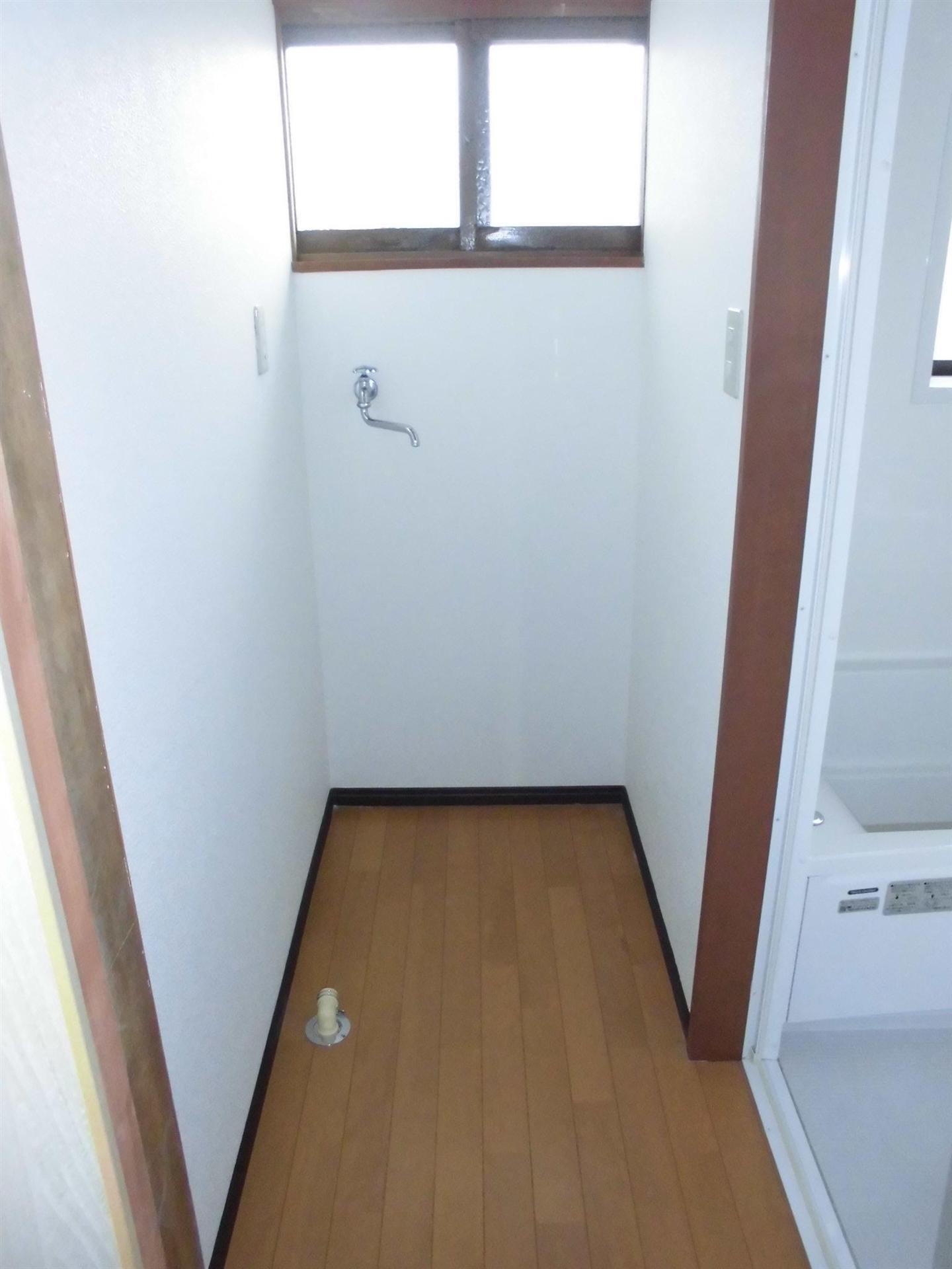 その他設備　洗濯機置き場