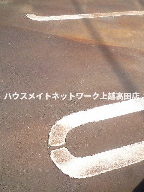駐車場　消雪付駐車場