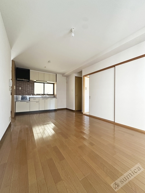 居室・リビング　広々リビング・家族の憩いの場おんぷ♪