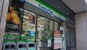 コンビニ　ファミリーマート リバージュ品川店（コンビニ）まで126m