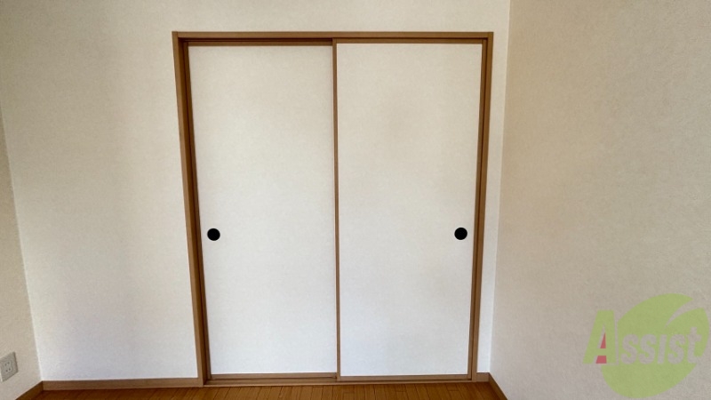 収納　洋室のクローゼット。広さは十分そうです。