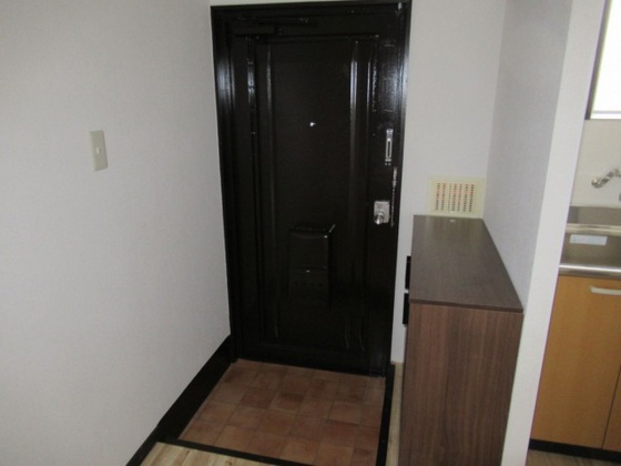 玄関　※別部屋の写真です