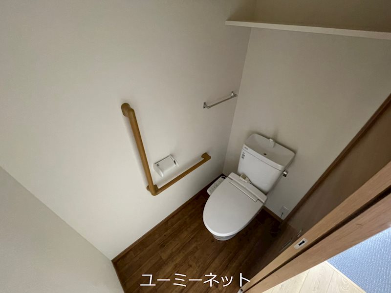 トイレ　号室により反転タイプあり