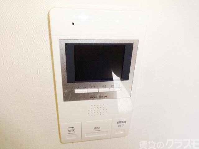 セキュリティ　顔の見える安心のオートロック付きです。