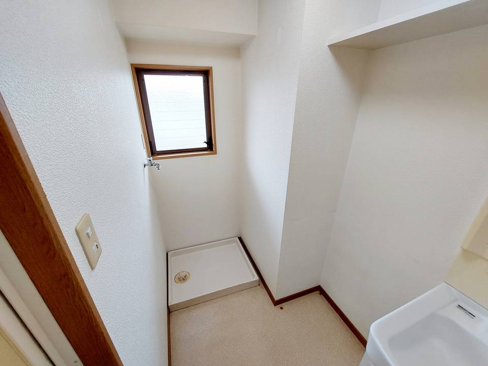 洗面設備　洗濯機置場