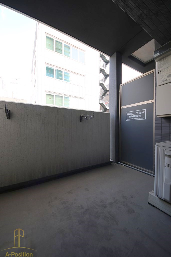 バルコニー　プレサンス堺筋本町駅前