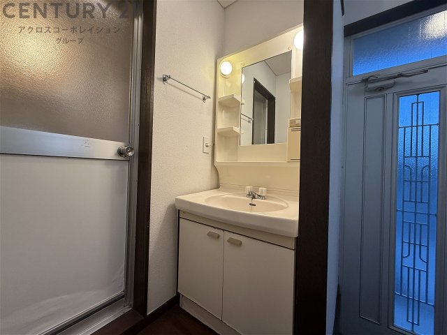 洗面設備　収納スペースもある洗面化粧台☆