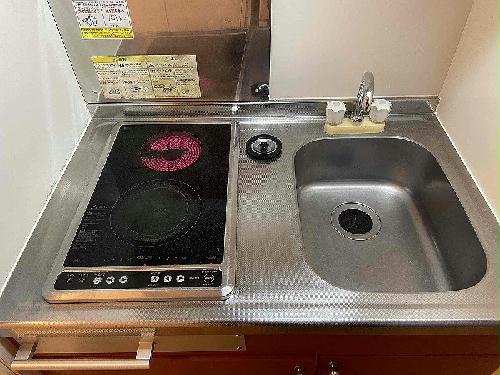 キッチン　※同タイプ部屋の写真となります