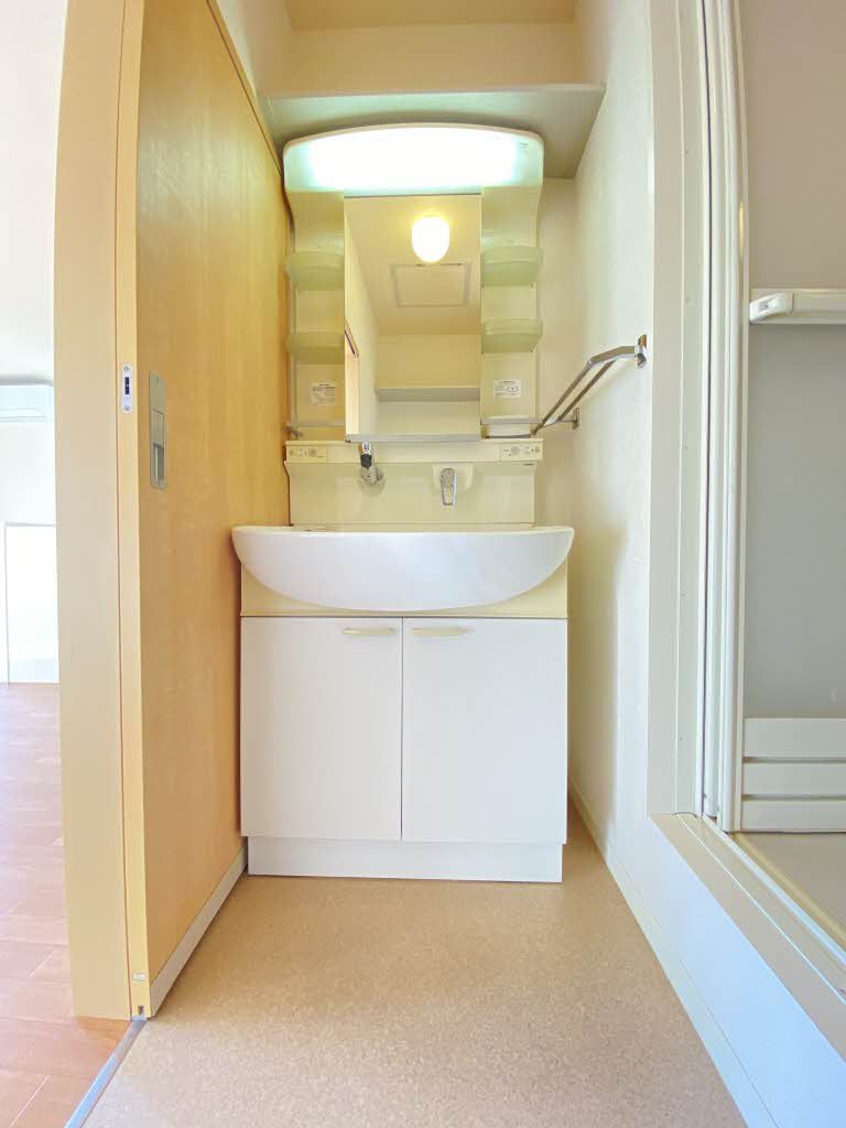 洗面設備　洗面所