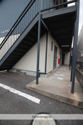 エントランス　駐車場