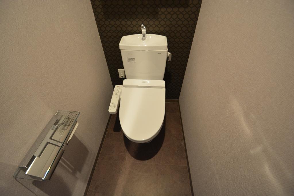 トイレ　シャワー付トイレ