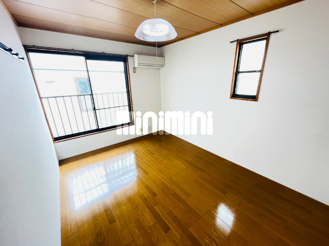 居室・リビング　インターネットつなげます。