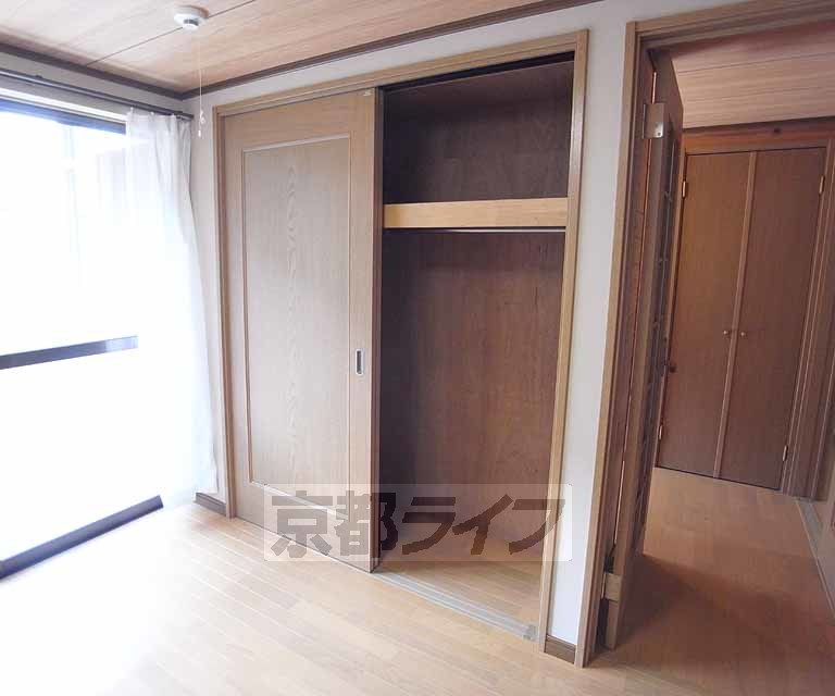 収納　服をたくさん持ってる方でも安心の大きさです。