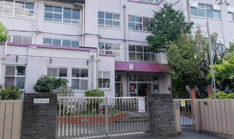 小学校　北三谷小学校（小学校）まで300m