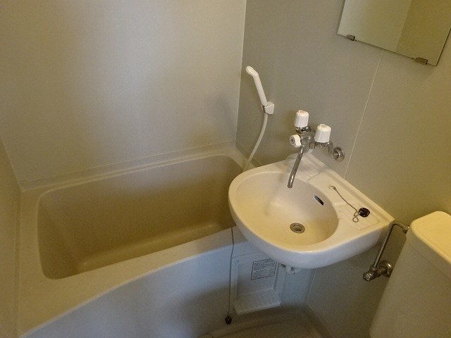 バス・シャワールーム　※同物件他部屋写真です※