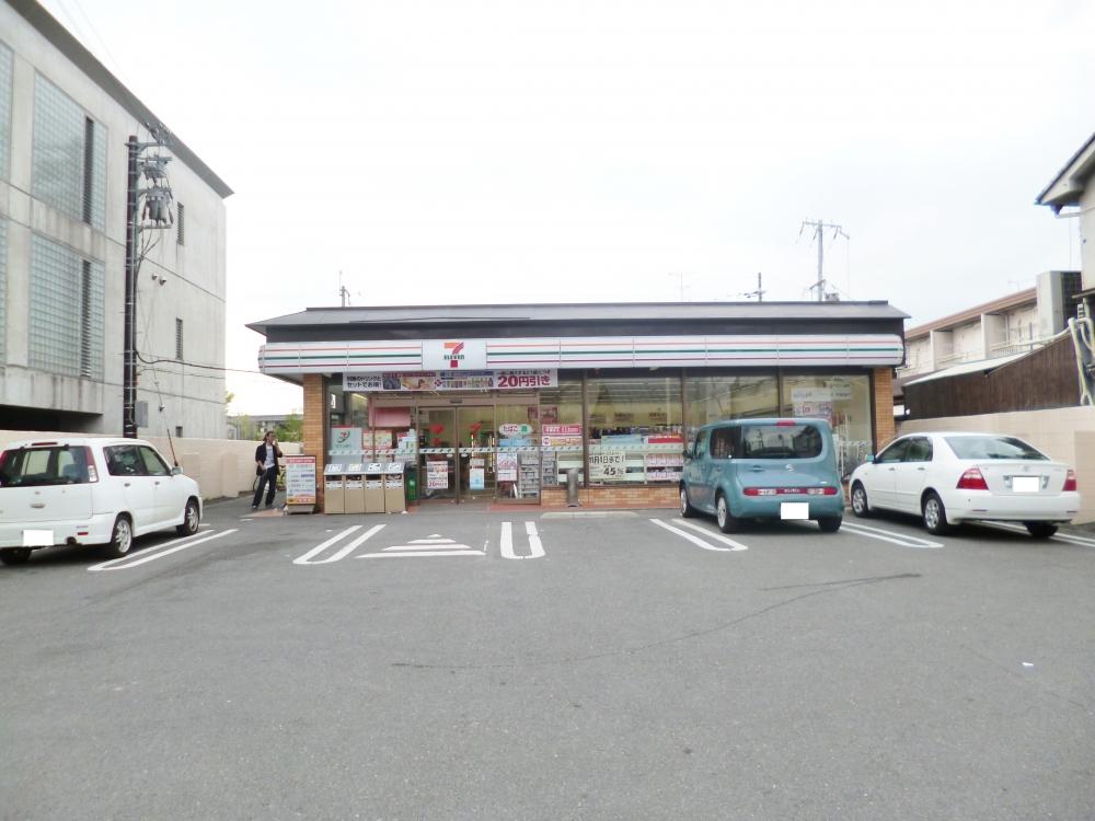 コンビニ　セブンイレブン 伏見稲荷榎木橋店（コンビニ）まで253m