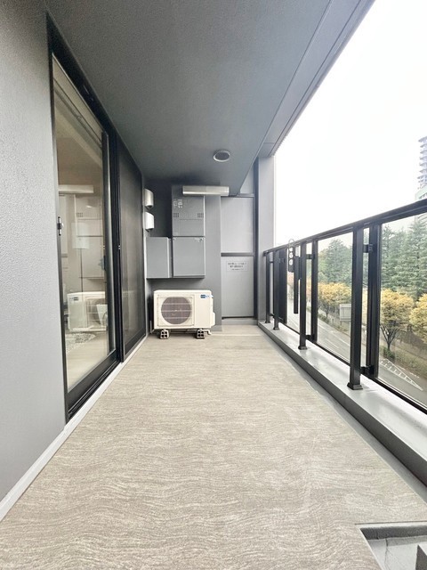 バルコニー　バルコニー