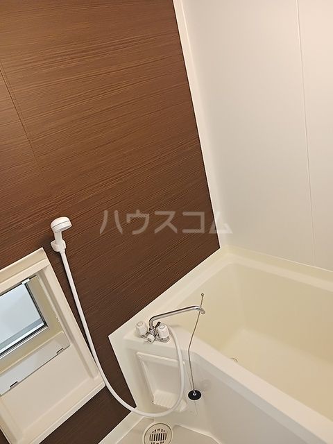 フォンテーヌシャトレIの風呂写真