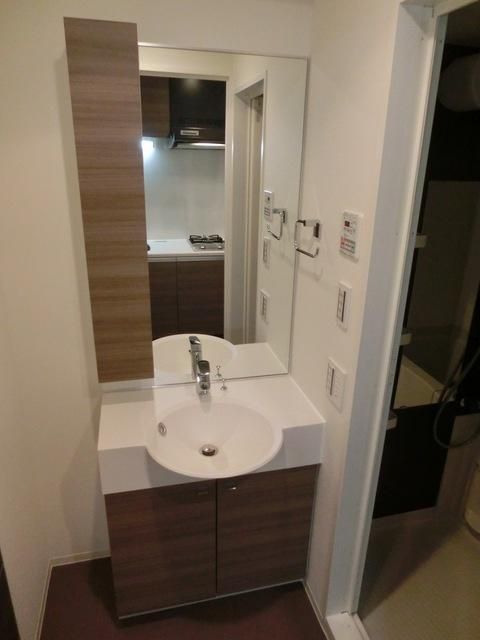 洗面設備　弊社は都内全域の物件をご紹介可能です！