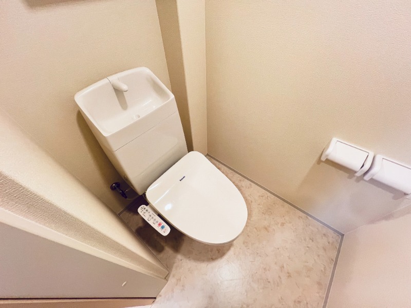 トイレ　別号室イメージ