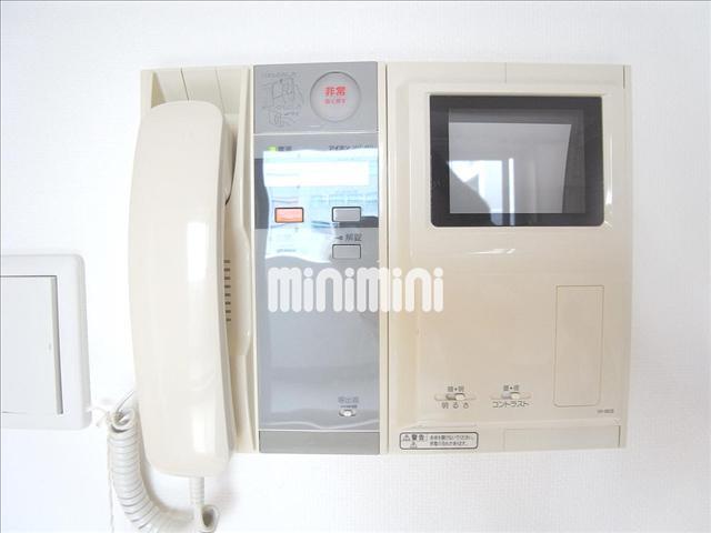 収納　インターホン