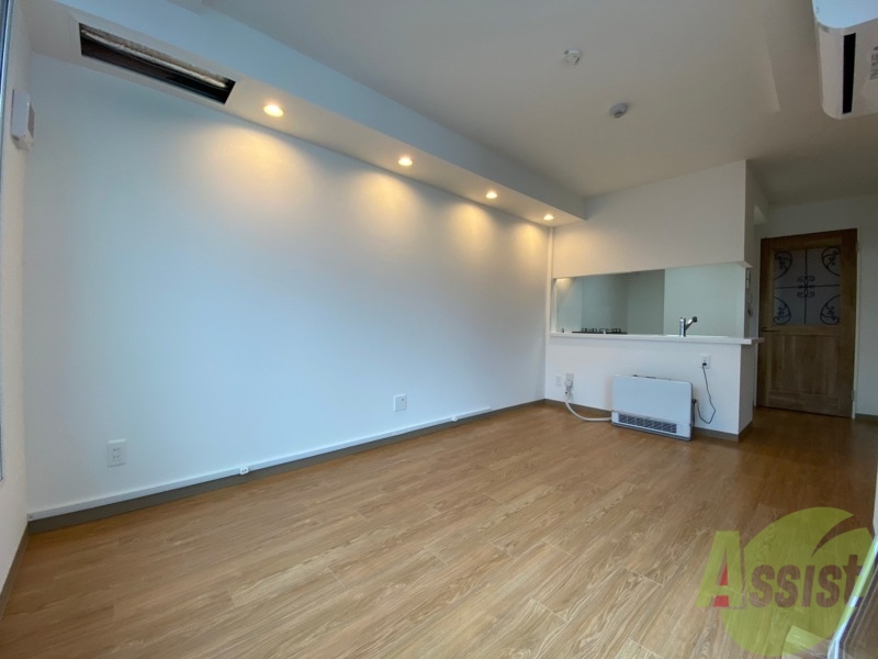 居室・リビング　広くてきれいなリビングです！快適に過ごせそうですね。