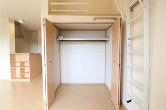 収納　クローゼット