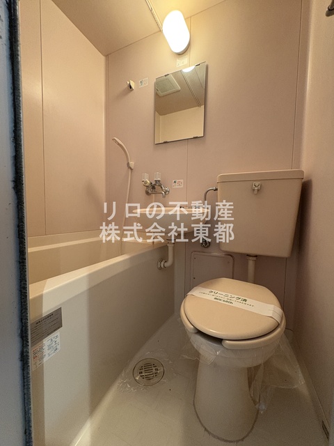 バス・シャワールーム　バストイレが一緒になってるとお掃除がしやすいです♪