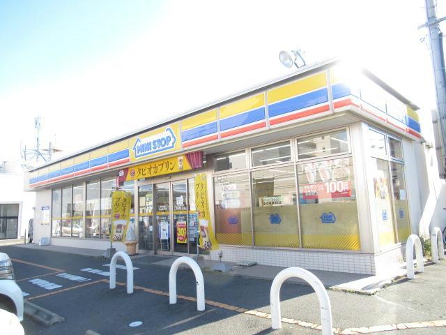 コンビニ　セブンイレブン希望ケ丘店（コンビニ）まで1472m