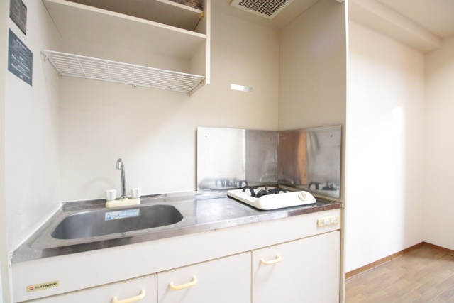 キッチン　※他部屋の参考写真です。