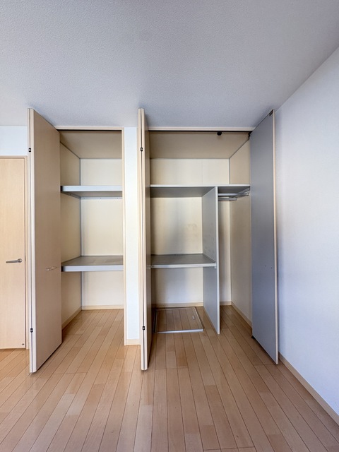 収納　※クリーニング前です※収納スペース（洋室部分）