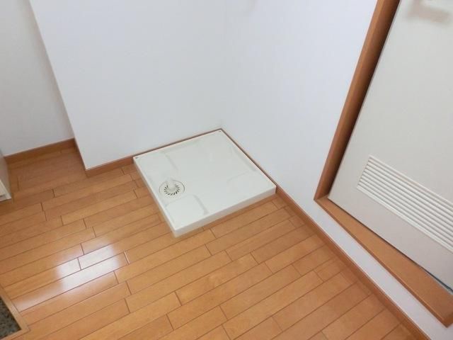 その他設備　室内洗濯機置場有ります★